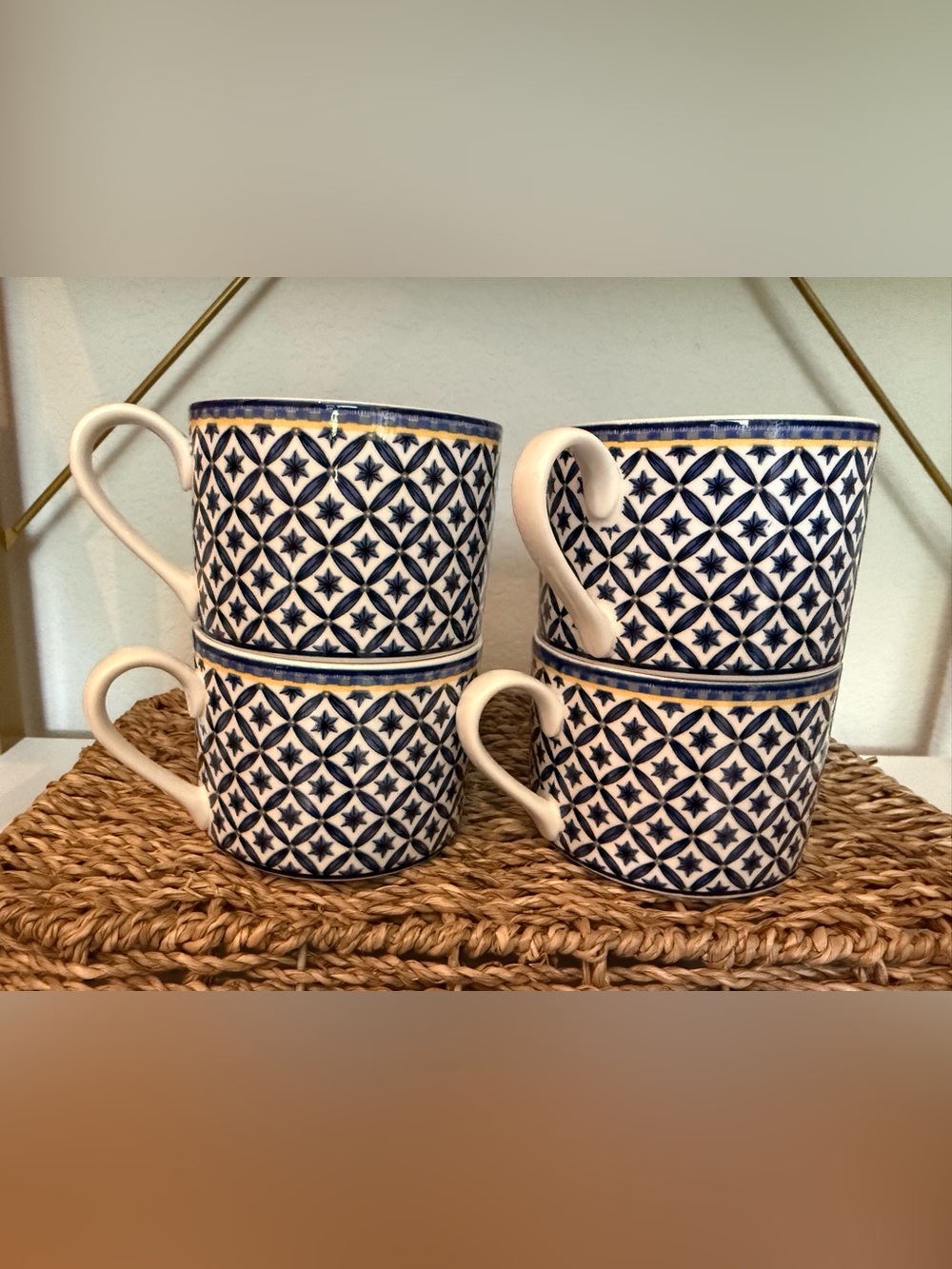 Victoria & Beale Williamsburg Mugs Set of 4
